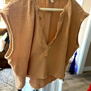 Size medium aerie shirt worn one time